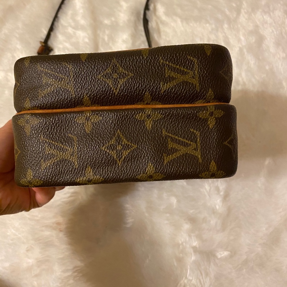 Authentic Amazon PM sling bag - Picture 5 of 15
